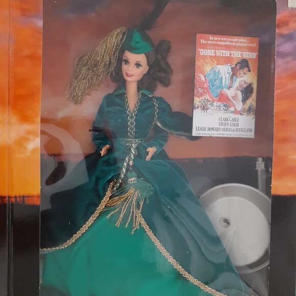Vintage 1994 Barbie Scarlett O'Hara Doll NEVER REMOVED FROM BOX, GORGEOUS DOLL - Picture 3 of 16